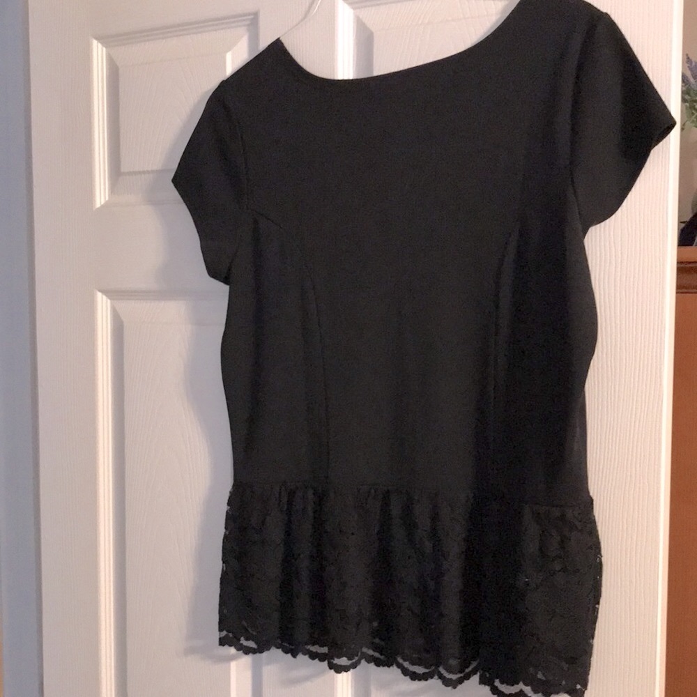 Women Top Black Size L